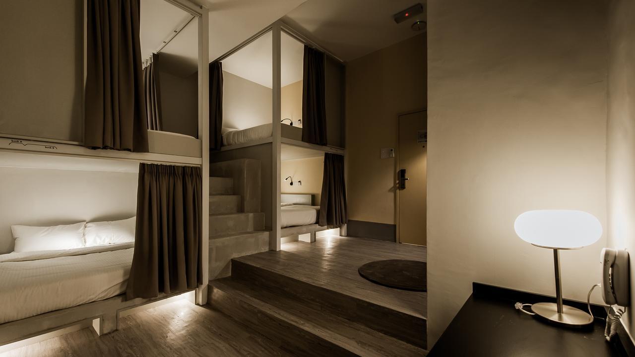 Bunk & Bilik Hotel Sri Petaling Kuala Lumpur Exterior photo